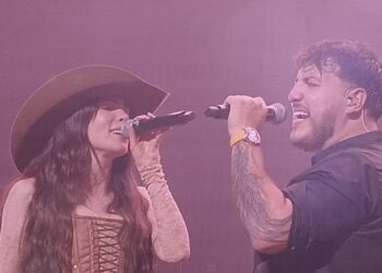Grupo Frontera arma un karaoke de amor y  desamor en la Arena CDMX