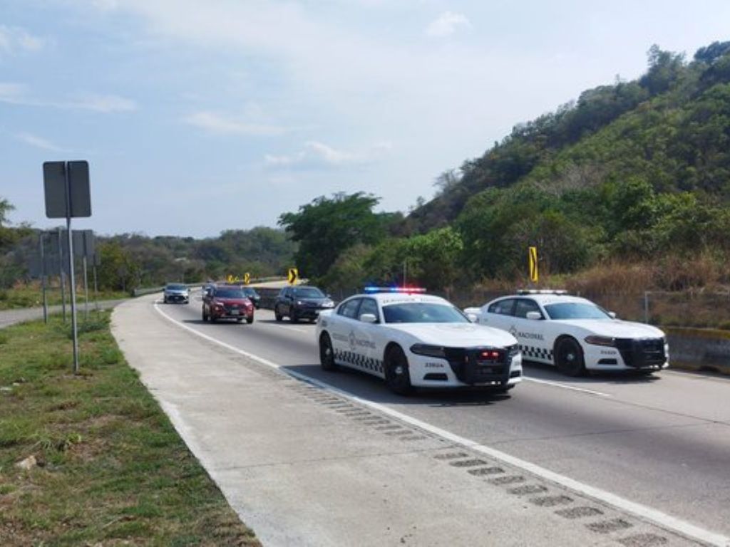 Guardia Nacional asume control total de carreteras federales