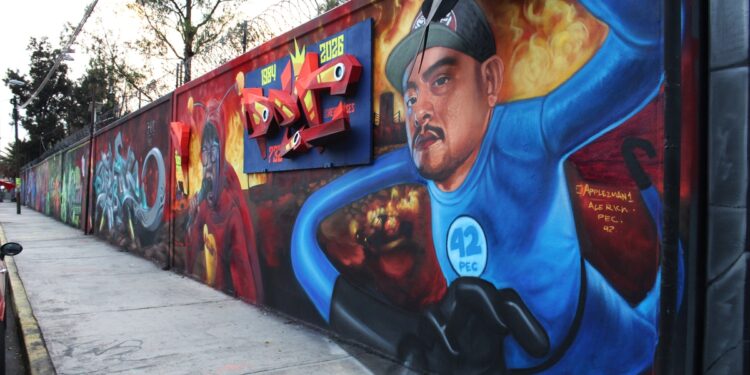Arte urbano pinta de realidad y fantasía las calles de Nezahualcóyotl, Edomex