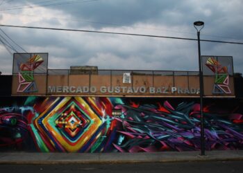 Arte urbano pinta de realidad y fantasía las calles de Nezahualcóyotl, Edomex