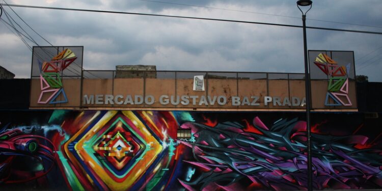 Arte urbano pinta de realidad y fantasía las calles de Nezahualcóyotl, Edomex