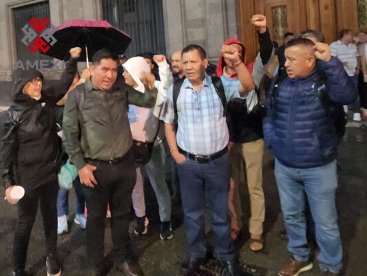 Integrantes de la comisión negociadora ampliada de la Sección 7 que participaron en la mesa de diálogo con Sheinbaum, este 11 de mayo del 2026