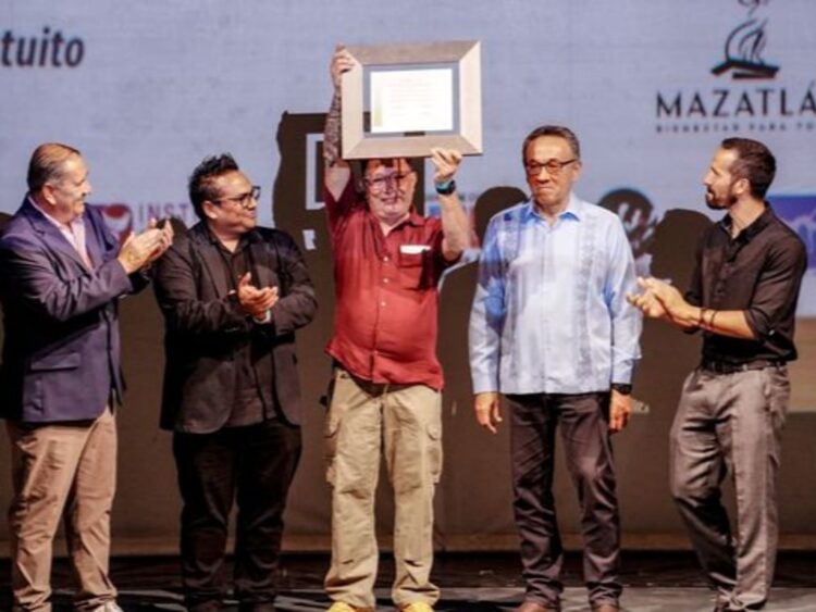 Jaime Camarena recibe el Premio Nacional de Danza Contemporánea José Limón 2026. | AMEXI/FOTO: cultura.gob.mx
