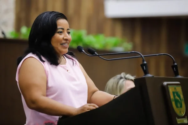 Keila Raquel Vázquez Lira, en representación del colectivo galardonado