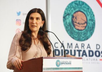 Kenia López Rabadán. Caso Rocha Moya: Investigación sin distingos.