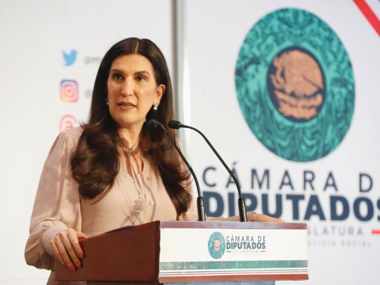 Kenia López Rabadán. Caso Rocha Moya: Investigación sin distingos.