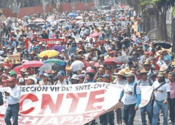 Maestros disidentes de la CNTE rechazan modificaciones al calendario escolar 2025-2026