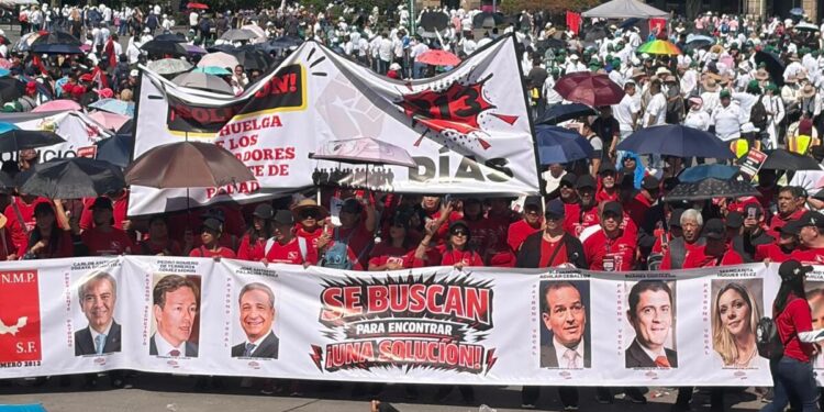 Así lució el Zócalo de la CDMX en ocasión del Día del Trabajo