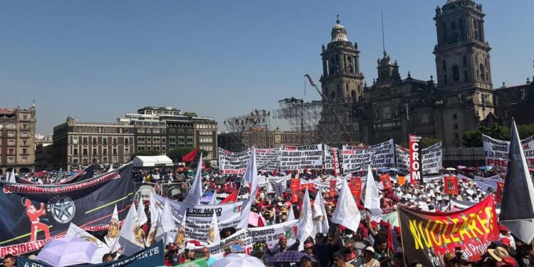 Así lució el Zócalo de la CDMX en ocasión del Día del Trabajo