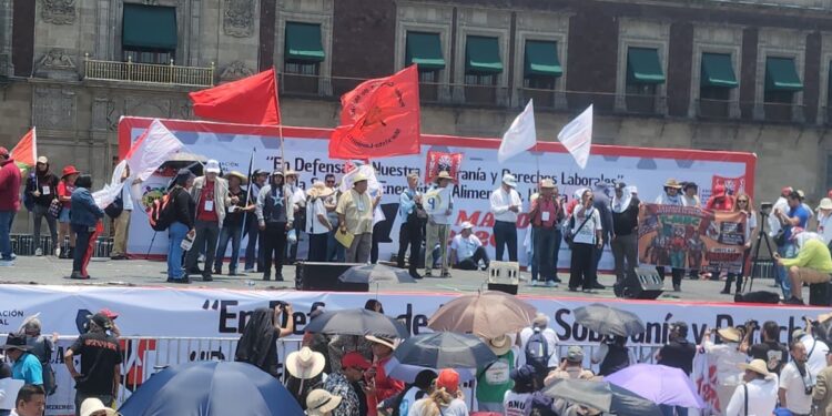 Así lució el Zócalo de la CDMX en ocasión del Día del Trabajo