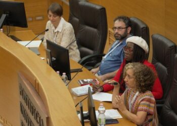 Paola Ricaurte, participó en el Vaticano en reunión de IA