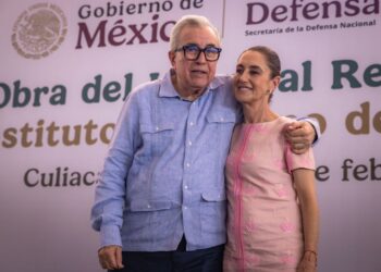 Rubén Rocha Moya y Claudia Sheinbaum en Culiacán. AMEXI /Foto: X/ Rubén Rocha Moya