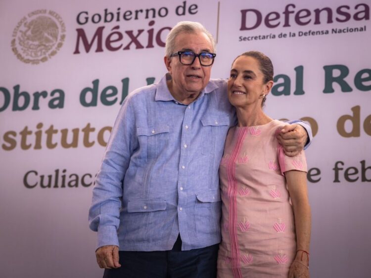 Rubén Rocha Moya y Claudia Sheinbaum en Culiacán. AMEXI /Foto: X/ Rubén Rocha Moya