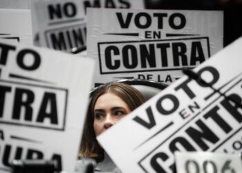 reelección de magistrados electorales Sesión extraordinaria de la Cámara de Diputados. AMEXI/ Foto: Fernando Ortega