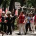Tensión Simulacro en Paseo de la Reforma, afuera de la Fiscalía. AMEXI/Foto: Fernando Ortega
