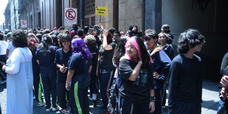 Simulacro en la calle de Donceles en el Centro Histórico. AMEXI/Foto: Alejandro Melendez