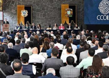 La UNAM presentó el Consejo Coordinador de Inteligencia Artificial (CCOIA) con el objetivo de guiar el desarrollo y uso de esta tecnología en México desde una perspectiva ética y humanista.
