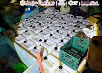 Marina asegura droga y combustible en Chiapas