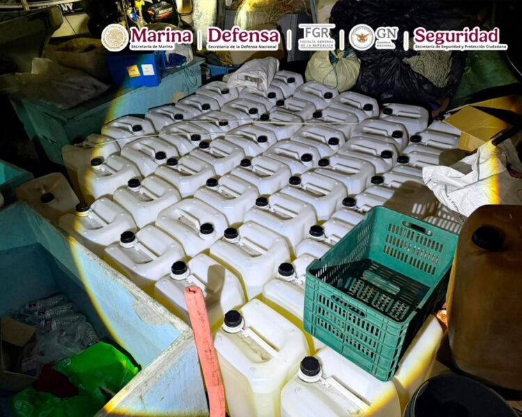 Marina asegura droga y combustible en Chiapas