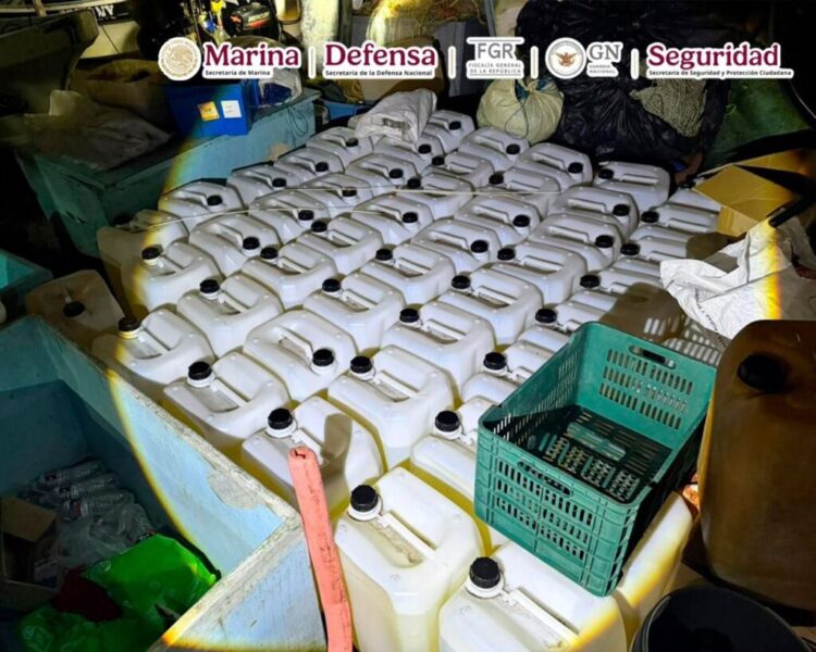 Marina asegura droga y combustible en Chiapas