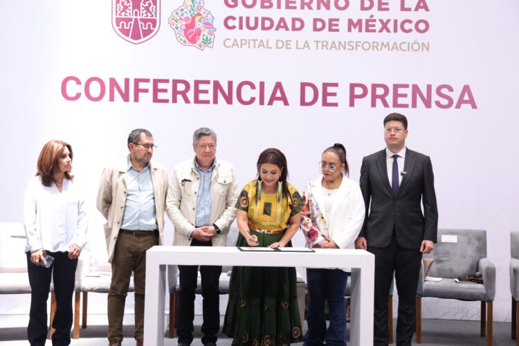 Brugada: sin éxito intentos externos de intervenir en la vida pública del país, señala en conferencia de prensa.