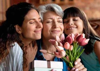 Las madres mexicanas enfrentan grandes desafíos en salud, trabajo y acceso a la justicia, empezando por complicaciones del embarazo y parto.