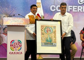 El gobernador de Oaxaca, Salomón Jara Cruz anuncia que la 94 edición de la Guelaguetza vuelve a sus orígenes.