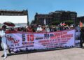 La Coordiaindora Nacional de Trabajdores de la Educación (CNTE) realiza mitin en el Zócalo y confirman huelga nacional durante el Mundial