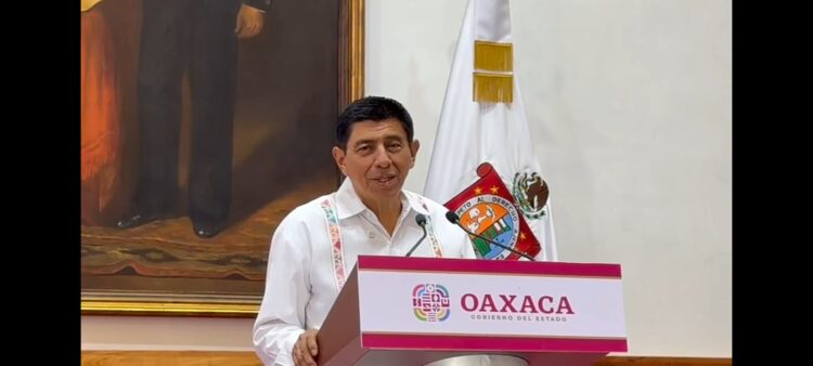 El gobernador de Oaxaca, Salomón Jara ofrece apoyo a los trabajadores para realizar una marcha en la CDMX, para pedir una reducción del ISR