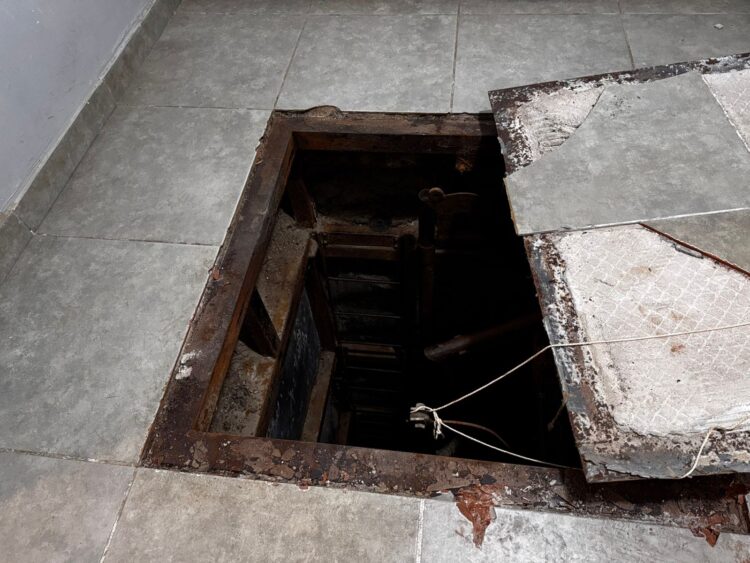 Autoridades federales localizaron un túnel clandestino transfronterizo que ya contaba con salida hacia Estados Unidos (EU).