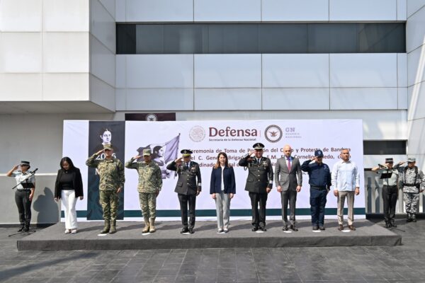 Cornelio Toledo sustituye en el cargo al general Raúl Meneses Castrejón.