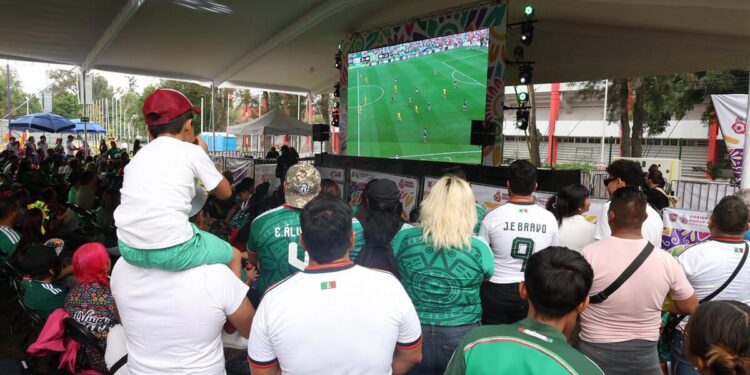 Mexicanos al grito de gol… Así se celebró el primer partido del Mundial 2026