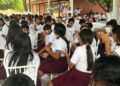 Alumnos regresan a clases en escuelas de Oaxaca. AMEXI Foto IEEPO