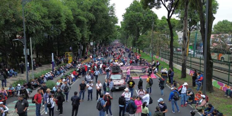 La movilización de la CNTE en el sur de la CDMX en imágenes