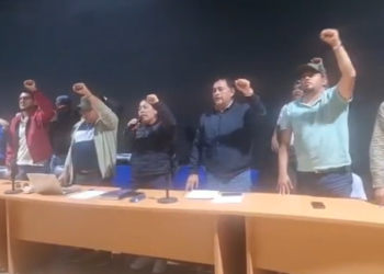 En asamblea, Sección 22 de la CNTE en Oaxaca determina continuar en huelga