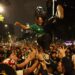 Festejos Celebración en el Ángel de la Independencia por el triunfo de México sobre corea. AMEXI Foto La Isabel