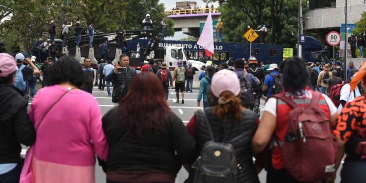 La movilización de la CNTE en el sur de la CDMX en imágenes