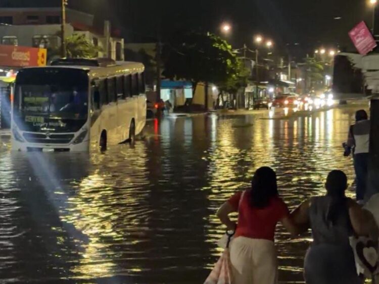Deja Boris daños e inundaciones en Veracruz