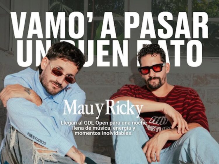 Mau y Ricky durante una presentación en vivo, listos para ofrecer un concierto especial en el Guadalajara Open 2026 ante aficionados al tenis y la música en Zapopan.