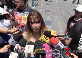 melda Tuñón ofrece declaraciones a la prensa sobre la sucesión de Joan Sebastian y los procesos legales que enfrenta relacionados con la herencia.