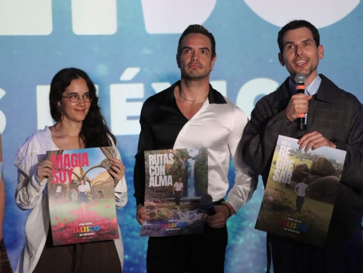 El gobernador Pablo Lemus Navarro y la secretaria de Turismo Michelle Fridman Hirsch presentan la campaña Embajadores de Jalisco y el Pasaporte Mundialista 2026, una estrategia que promoverá los atractivos turísticos, culturales y gastronómicos del estado rumbo al Mundial de Futbol.