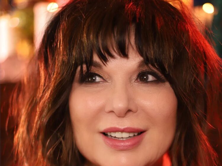 Ann Wilson, vocalista de Heart, durante una entrevista en la que reflexiona sobre la trayectoria de la banda y ofrece una actualización sobre su proceso de recuperación del cáncer.