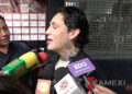Kunno ofrece declaraciones a medios de comunicación sobre el uso de inteligencia artificial para crear imágenes falsas relacionadas con la vida privada de Ángela Aguilar y Christian Nodal.
