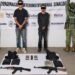 Dos de los detenidos durante los operativos realizados en Sinaloa, donde las autoridades aseguraron armas, explosivos y sustancias para fabricar metanfetamina.