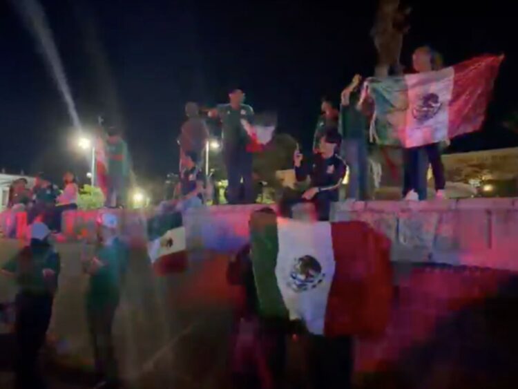 Euforia por el triunfo de México ante Corea en Oaxaca