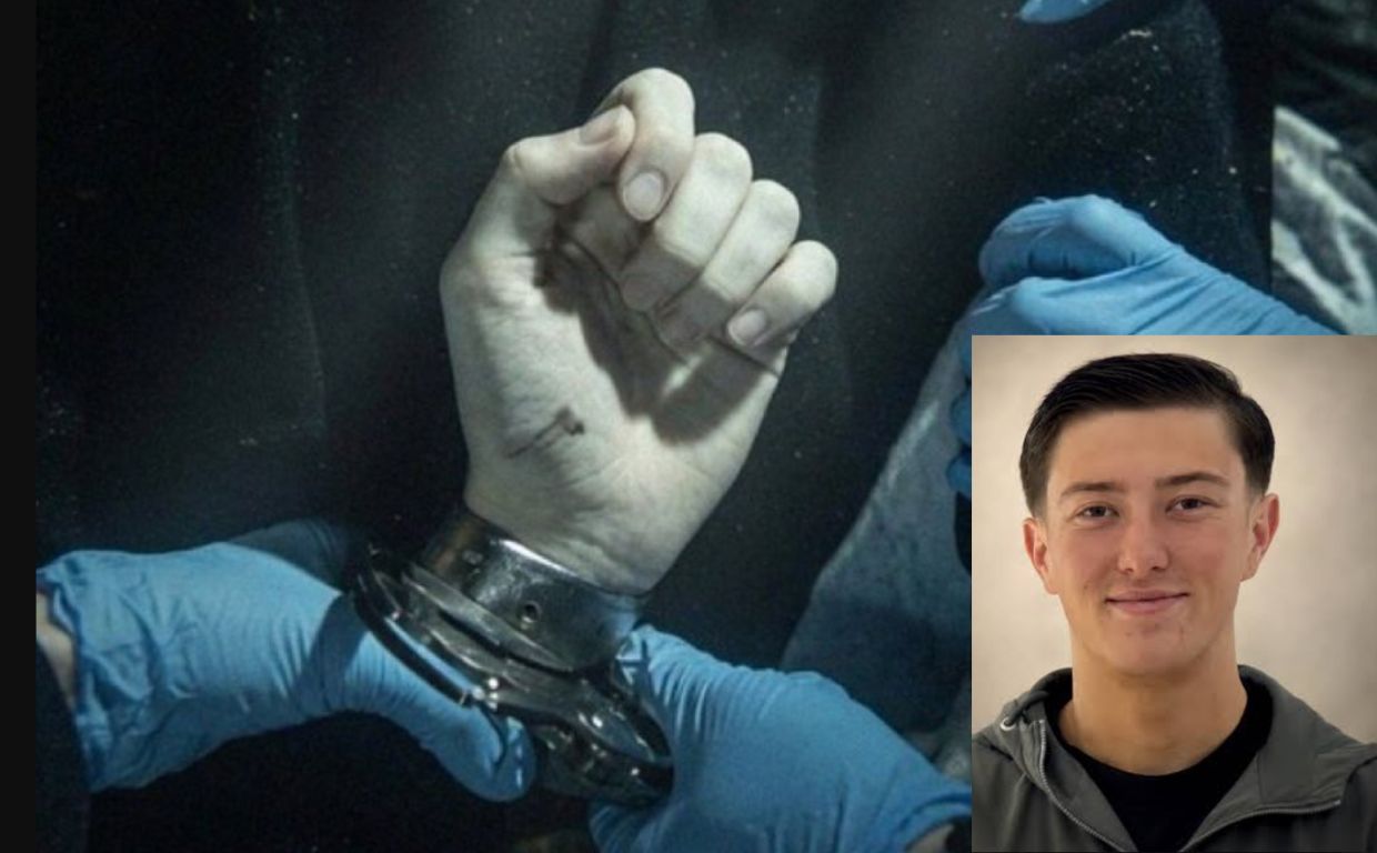 El ciudadano polaco-inglés Henry Nowak fue esposado  por policías, mientras agonizaba