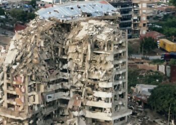 La Guaira, al igual que Caracas, son las zonas más afectadas tras los sismos del miércoles en Venezuela
