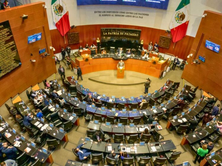 Legisladores de Morena solicitarán licencia.