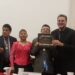 “Luy” recibe reconocimiento por su ardua labor como caricaturista