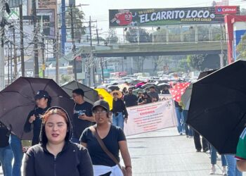 Marcha de la CNTE en Tijuana, BC. AMEXI Foto Atahualpa Garibay